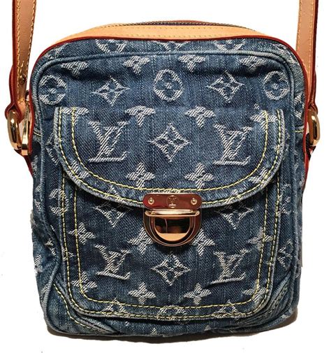 louis vuitton rugtas wit en blau|louis vuitton crossbody bag.